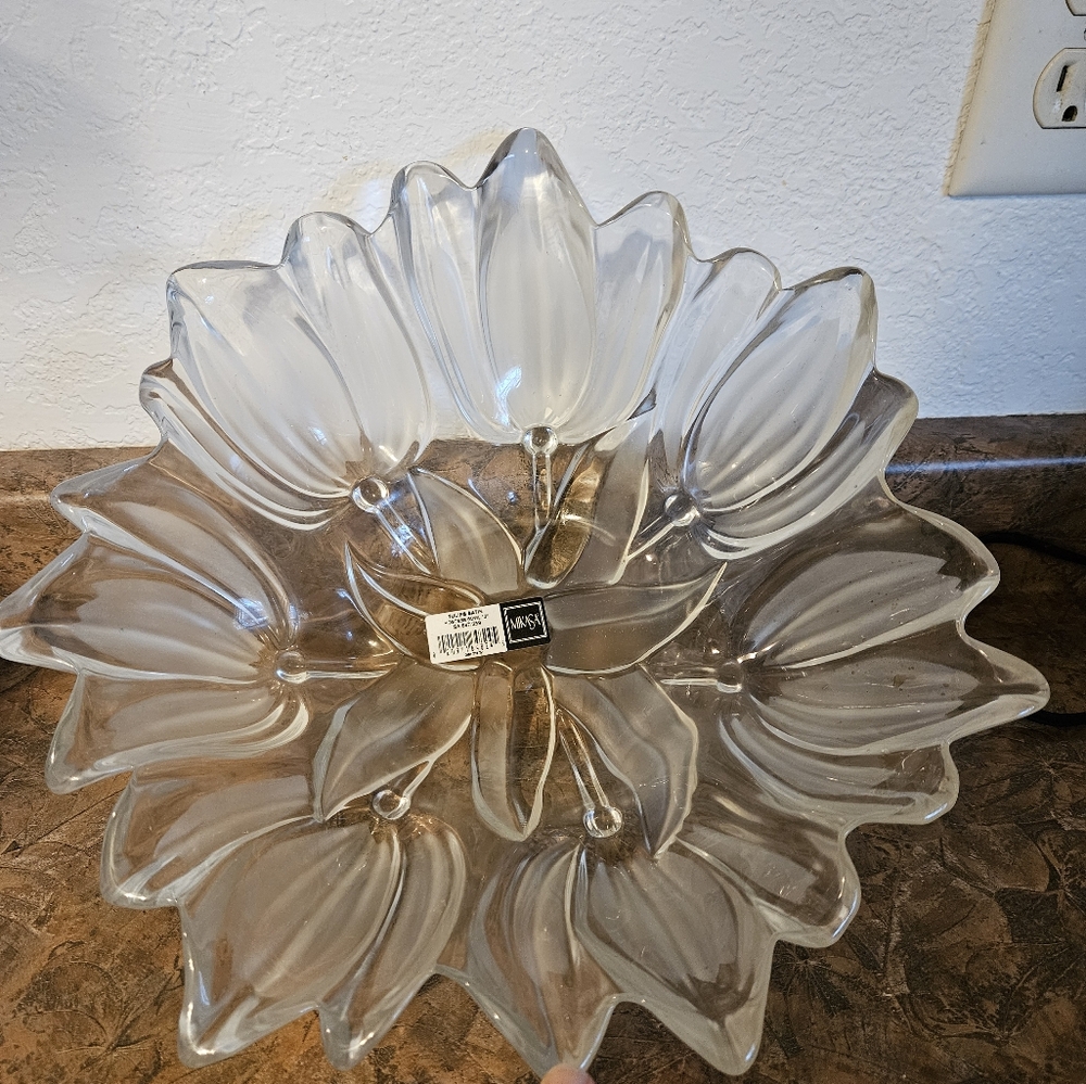 Mikasa Tulip Crystal Bowl